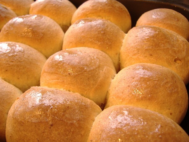 American Buttery Bread Machine Rolls Appetizer