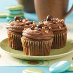 Australian Spice Cupcakes with Mocha Frosting Drink