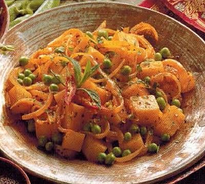 Indian Dry Potato And Pea Curry Appetizer
