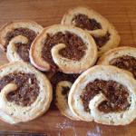 American Anise-scented Fig and Date Swirls Dessert