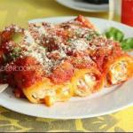 Australian Cannelloni Filled with Ricotta Cheese and Paprika Appetizer