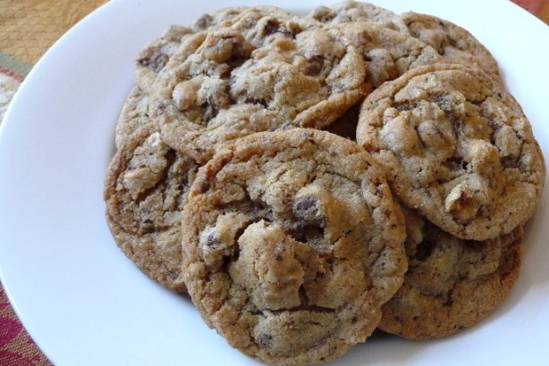 American Perfectly Rich and Chewy Chocolatechip Cookies Dessert