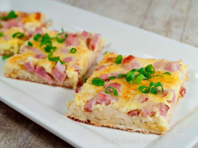 Canadian Eggs Benedict Pizza Breakfast