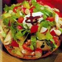Spanish Chicken Tostadas with Green Salsa and Chipotle Dinner