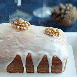 Canadian Cake of Walnuts for Christmas Dessert