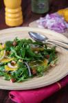 American Spinach Salad with Apricot Vinaigrette Appetizer