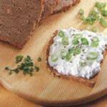 Canadian Wholemeal Bread with Herb Quark Appetizer