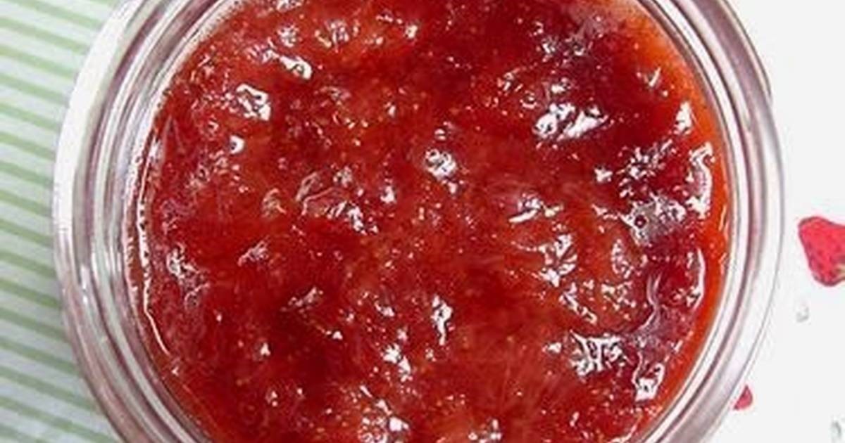 American Crushed Strawberry Jam Dessert