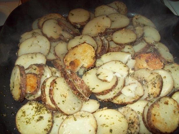 American Garlicky Parsley Fried Potatoes Appetizer