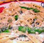 Italian Chicken Alfredo With Mushrooms and Asparagus Dinner