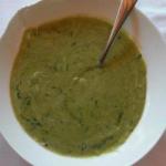 American Soup of Green Asparagus to the Bears Garlic Appetizer