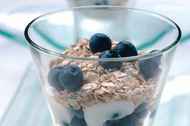 American Toasted Oat and Yogurt Layer Breakfast