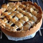 Dutch Apple Pie with Berries Dessert