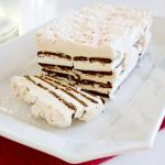 American Impress Guests With This Nobake Winter Ice Cream Cake Dessert