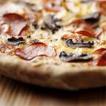 American Mushroom and Pepperoni Pizza Appetizer
