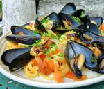 American Pasta With a Lot of Mussel Dinner