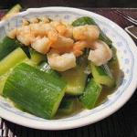 Chinese Jumped of Shrimp in the Cucumber Appetizer