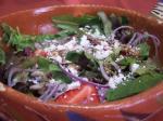 American Sherried Greens With Fruit and Blue Cheese Appetizer