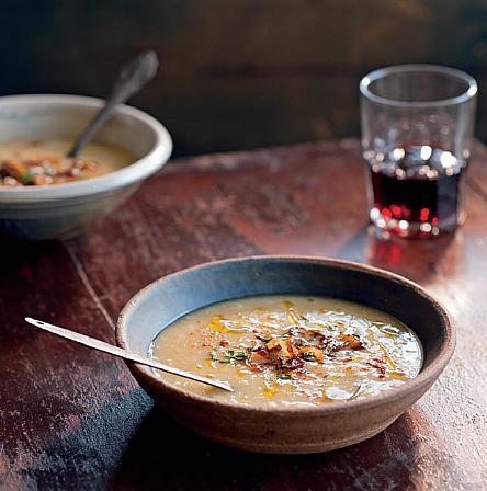 Armenian Vosbov Abour - Lentil Soup Soup