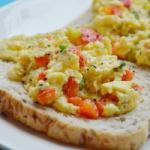 Canadian Scrambled Eggs with Peppers and Spring Onion Appetizer