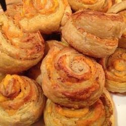 American Mini Snails from Puff Pastry with Cheese and Ham Dinner