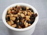 Crock Pot White Beans with Sun Dried Tomatoes recipe