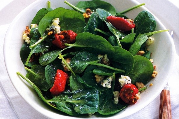 American Spinach and Blue Cheese Salad With Walnut Dressing Recipe Appetizer