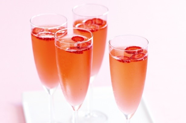 American Strawberry Fizz Recipe 1 Appetizer