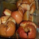 Australian Roasted Apples with Cinnamon Dessert