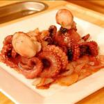 Australian Octopus in Its Own Water Dinner