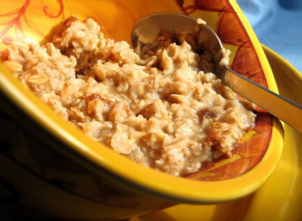 Mexican Mapleraisin Oatmeal a La Mexico Dessert