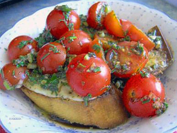 Canadian Cherry Tomatoes on Provolone Garlic Bread Appetizer