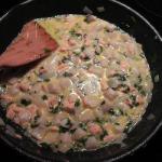 French with Viieiras Salmon in a White Wine Sauce Appetizer