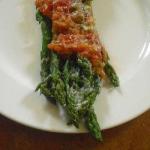 American Green Asparagus with Tomato Baked Appetizer