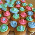 Mini Cupcakes in Yoghurt for a Birthday recipe