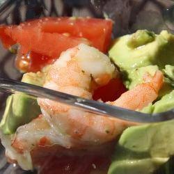 American Salad of Lawyers and Shrimp to the Sauce with Herbs Appetizer