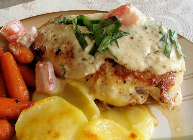 British Chicken Breasts With Creamy Basil Sauce Appetizer