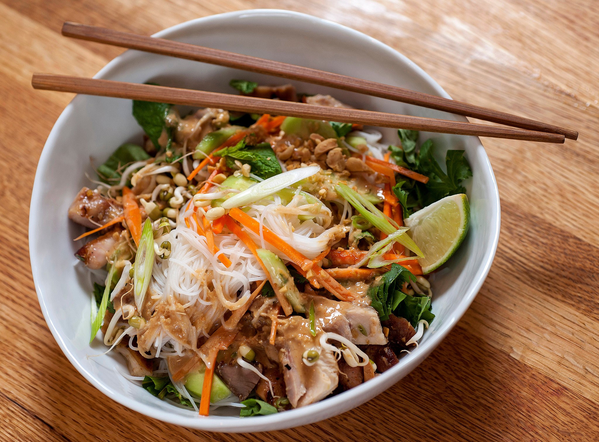 American Cold Rice Noodles With Grilled Chicken and Peanut Sauce Recipe Appetizer