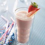 American Strawberry Mango Smoothies Appetizer
