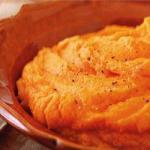 American Mashed Sweet Potato with Cinnamon and Maple Syrup Dessert