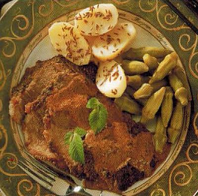 American Spiced Roast Leg Of Lamb Dinner