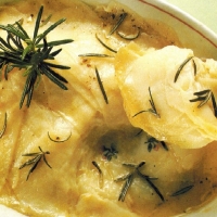 French Creamed Scalloped Potatoes with Rosemary Appetizer