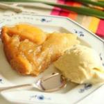 American Tarte Tatin Apple Pie traditional Dessert