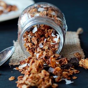 British Slow Cooker Crunchy Granola Dessert