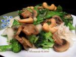 American Broccoli Cashew Stirfry Dinner