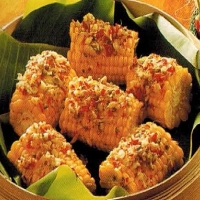 American Spicy Steamed Corn Cobs Appetizer