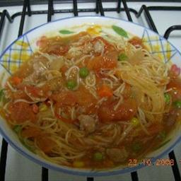 Australian Tomato Sauce Spaghetti Dinner