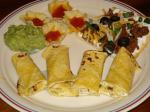 Chilean Green Tortilla Pinwheels Appetizer