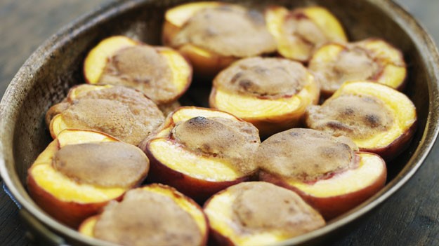 Australian Grilled Nectarines with Dessert Wine Appetizer