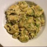 American Calamarata in Pesto with Courgettes and Crabmeat Appetizer